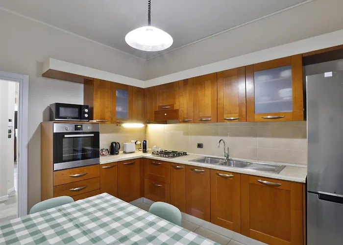 Apartment Dante Como