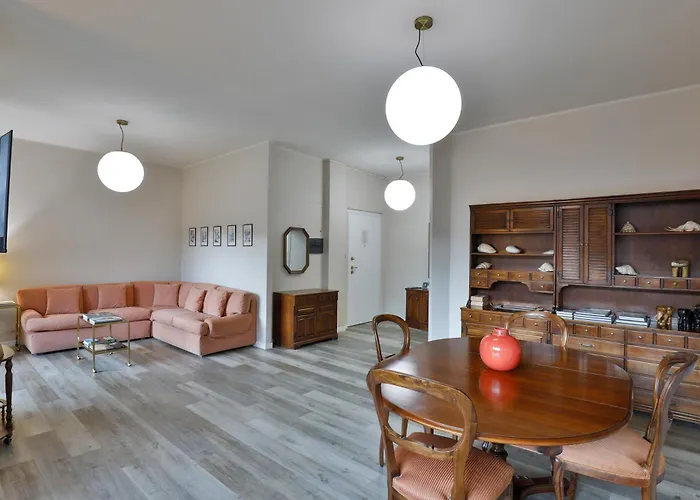 Apartment Dante Como